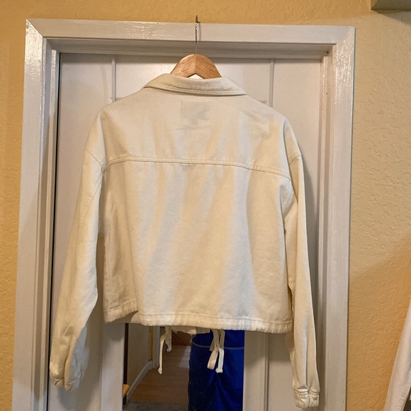 Ashley Vintage Charm Jacket - Picture 2 of 5